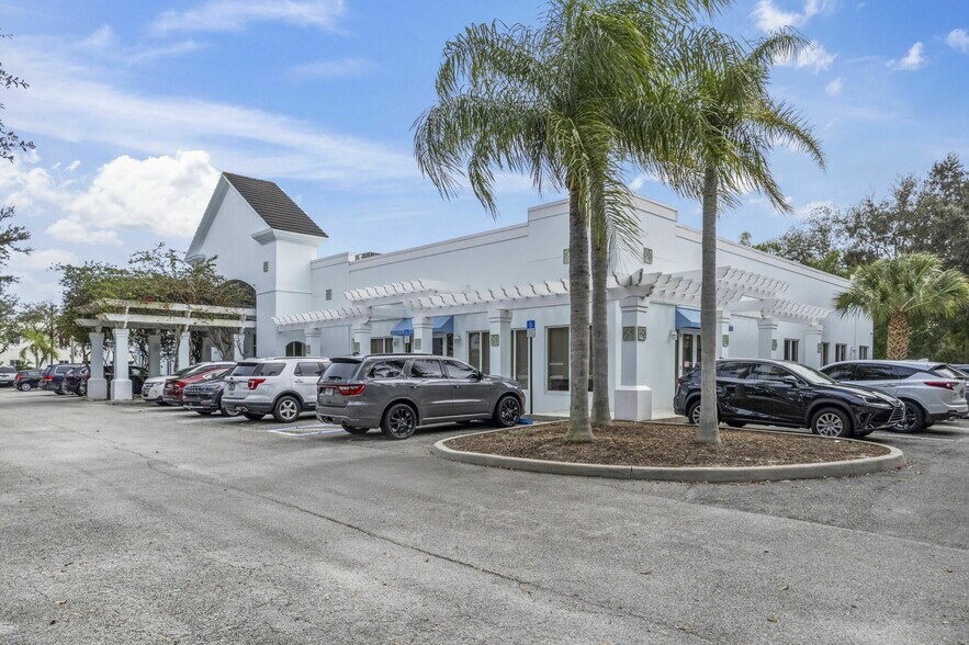 More Photos Of 1345 36th St, Vero Beach Medical For Sale