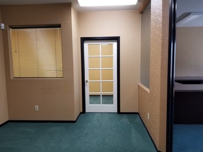 More Photos Of 1700 County Rd, Minden Medical For Lease