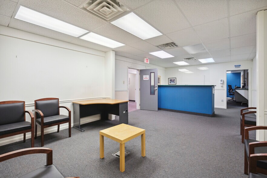 More Photos Of 555 Second Ave, Collegeville Medical For Sale