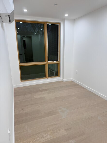 More Photos Of 3216 Glenwood Rd, Brooklyn Apartments For Sale