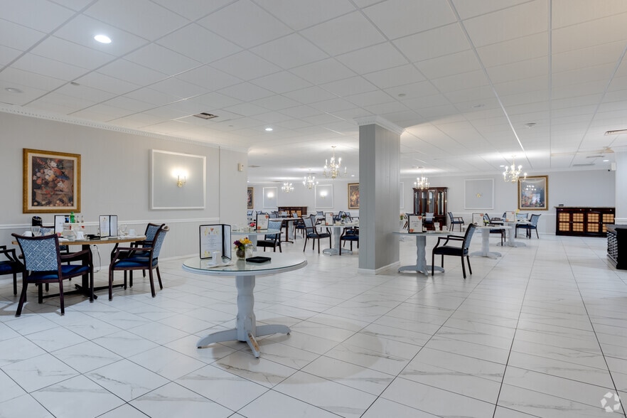 More Photos Of 9309 S Orange Blossom Trl, Orlando Hotel For Sale