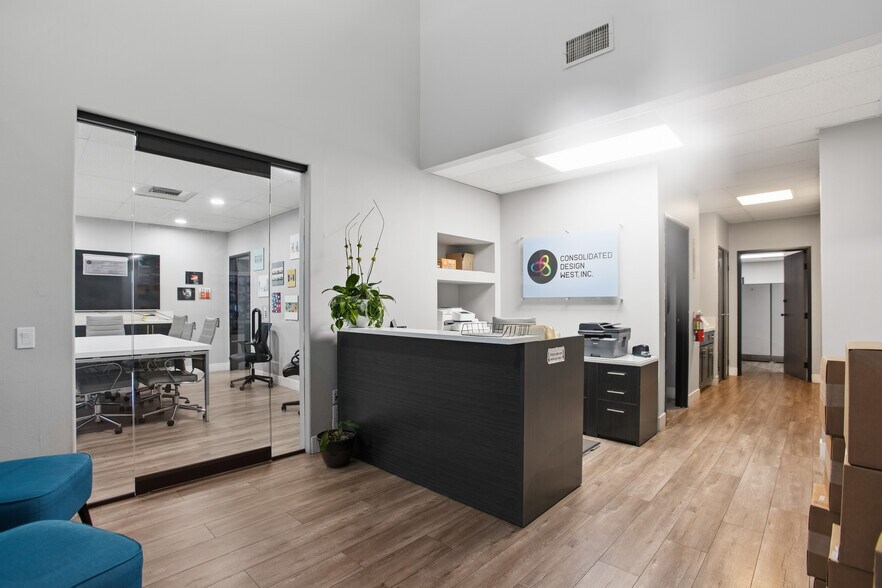 More Photos Of 1345 S Lewis St, Anaheim Warehouse For Sale