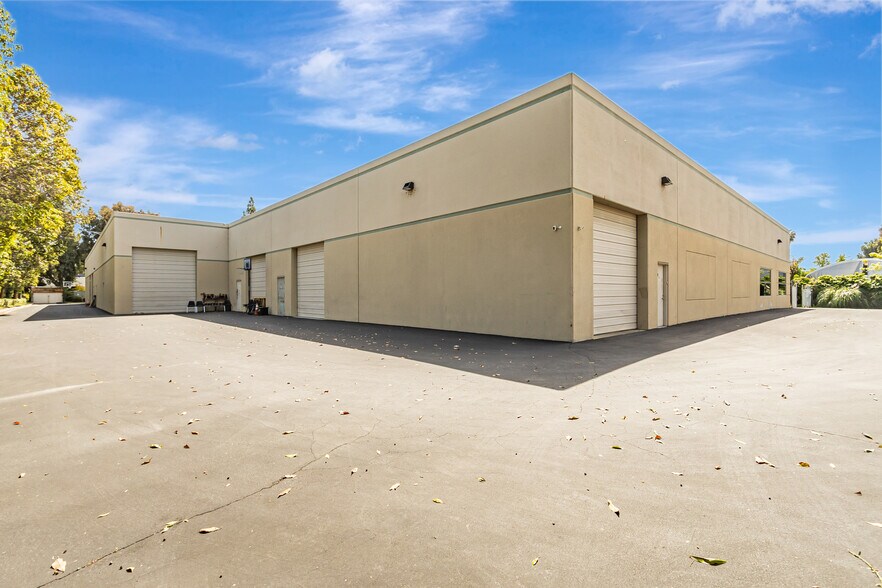 More Photos Of 633-651 Giguere Ct, San Jose Manufacturing For Lease