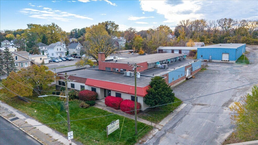 More Photos Of 1060-1062 Central Ave, Albany Light Distribution For Sale