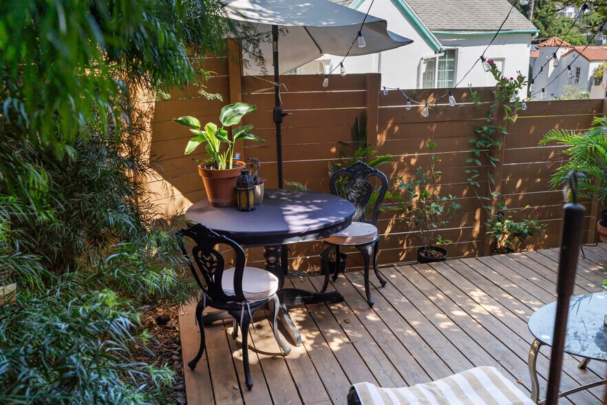 More Photos Of 1501 Westerly Ter, Los Angeles Apartments For Sale