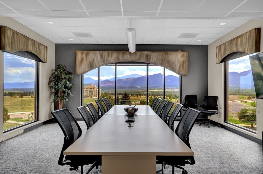 More Photos Of 12265 Oracle Blvd, Colorado Springs Coworking Space