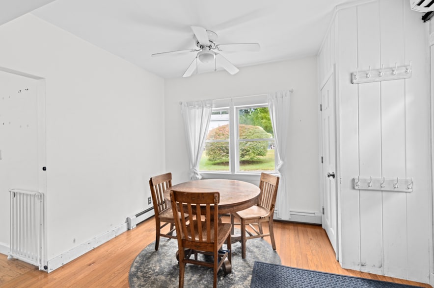 More Photos Of 72 Precinct St, Lakeville Flex For Sale