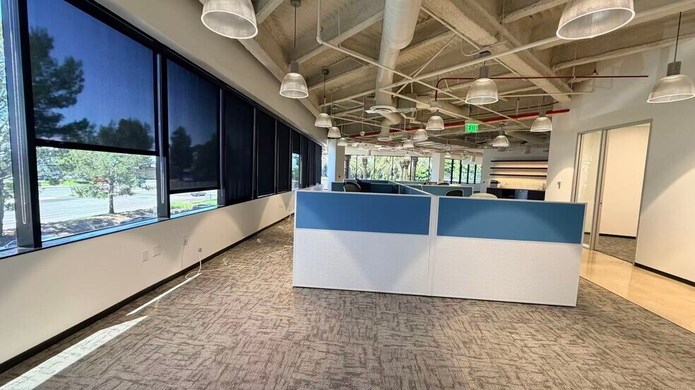 More Photos Of 4590 MacArthur Blvd, Newport Beach Office For Lease