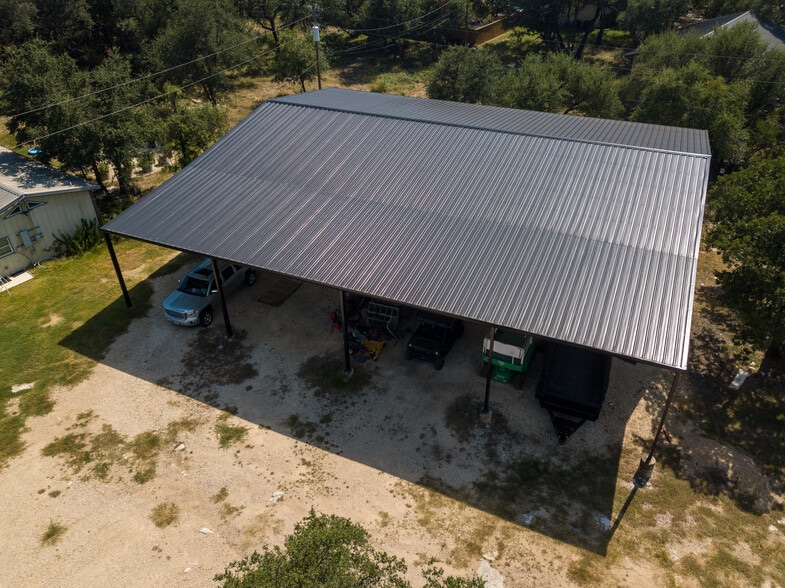 More Photos Of 322 Logan Ranch Rd, Georgetown Specialty For Lease