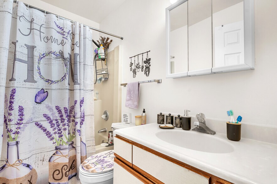 More Photos Of , Valparaiso Multifamily For Sale