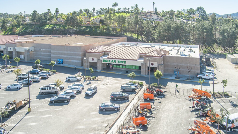 More Photos Of 1580 W Valley Pky, Escondido General Retail For Sale