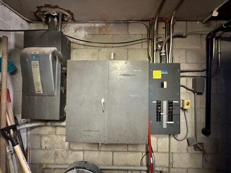 More Photos Of 15213 Co Hwy F hwy, Lakewood Storefront Retail Office For Sale