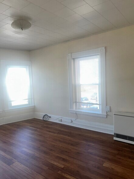 More Photos Of 97 Bridge St, Manchester Apartments For Sale
