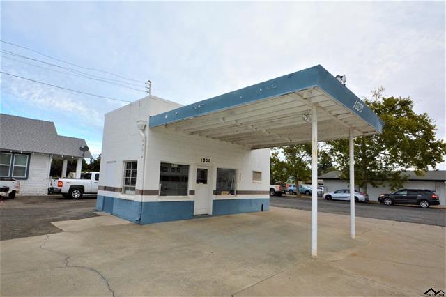 More Photos Of 1000 Walnut St, Red Bluff Service For Sale