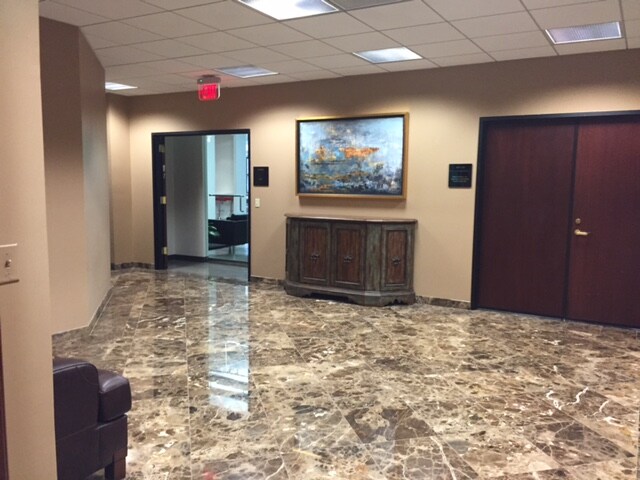 More Photos Of 20101 SW Birch St, Newport Beach Office For Lease