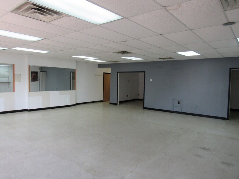 More Photos Of 66 Georges Rd, New Brunswick Medical For Lease
