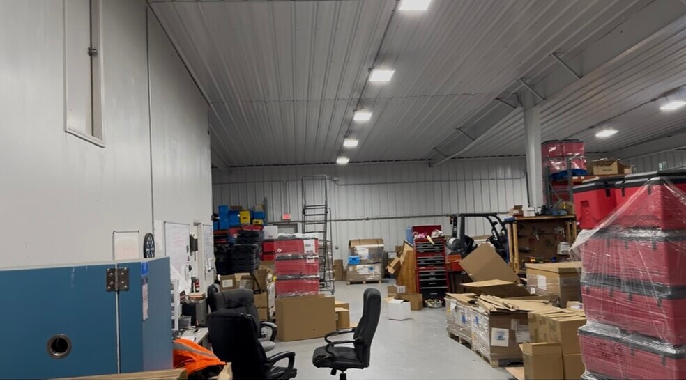 More Photos Of 5607 E 6th Ave, Stillwater Warehouse For Lease