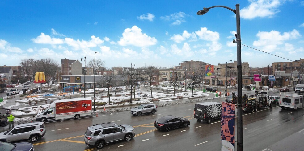 More Photos Of 4841 N Western Ave, Chicago Storefront Retail Office For Sale