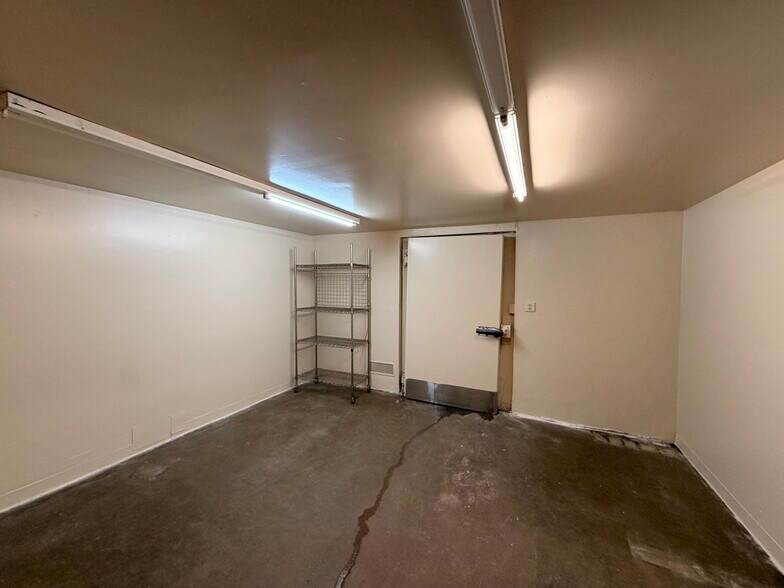 More Photos Of 1232 Broadway Ave, Seaside Storefront For Lease