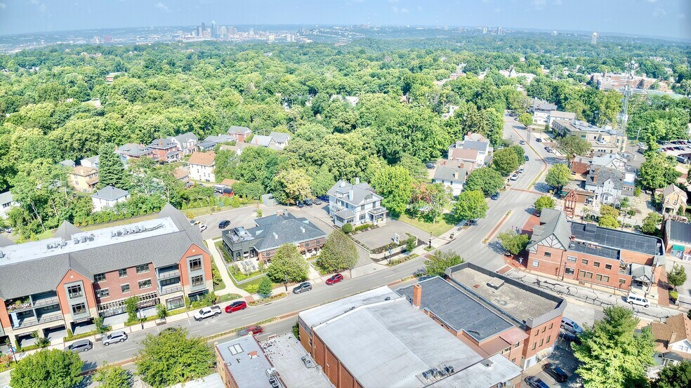 More Photos Of 33 N Fort Thomas Ave, Fort Thomas Office For Sale