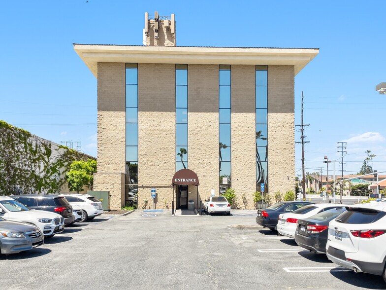 Primary Photo Of 19000 Hawthorne Blvd, Torrance Medical For Lease