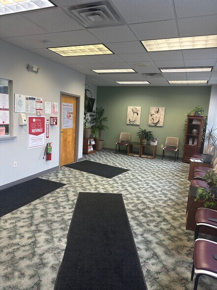 More Photos Of 175 Walnut St, Lockport Office For Lease