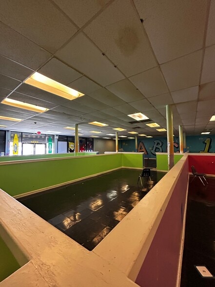 More Photos Of 5932-5942 Germantown Ave, Philadelphia Storefront Retail Office For Lease