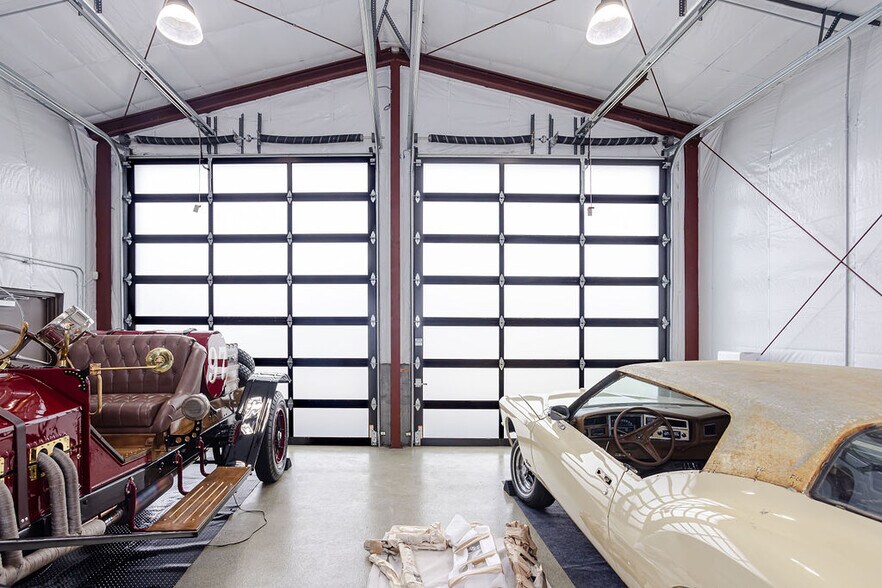 More Photos Of 1079 Aquidneck Ave, Middletown Industrial For Sale