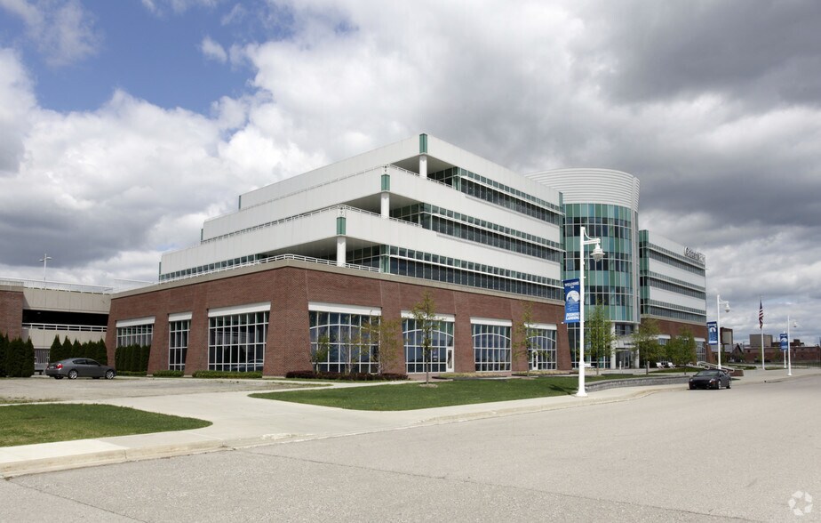 More Photos Of 1411 3rd St, Port Huron Office For Sale