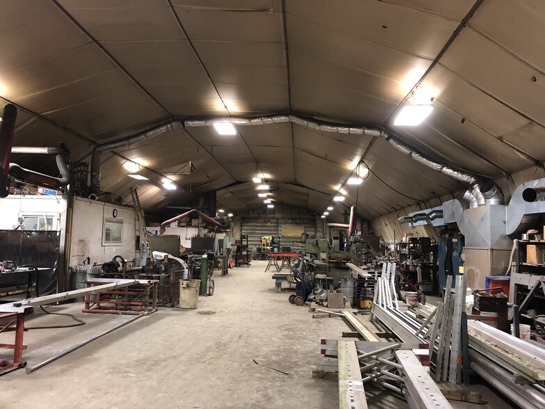 More Photos Of 15-45 Ocallaghan Ln, Red Hook Warehouse For Sale