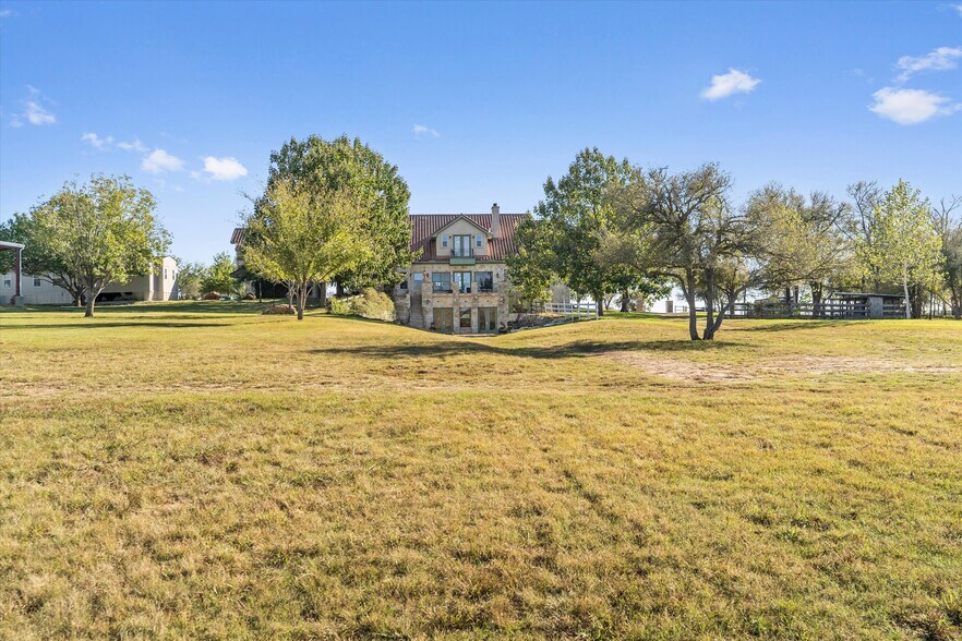 More Photos Of 1092 FM 3000, Elgin Specialty For Sale