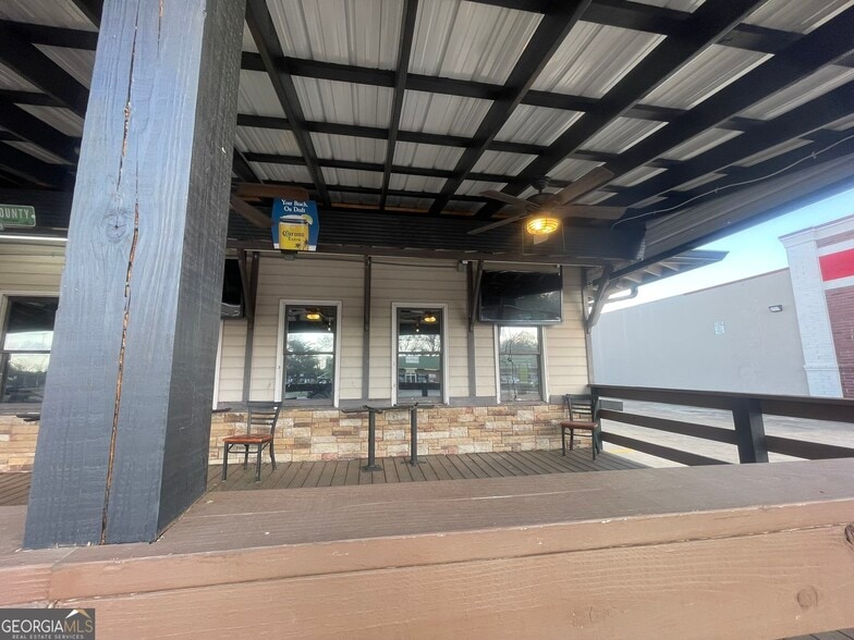 More Photos Of 406 N Piedmont Ave, Rockmart Restaurant For Sale
