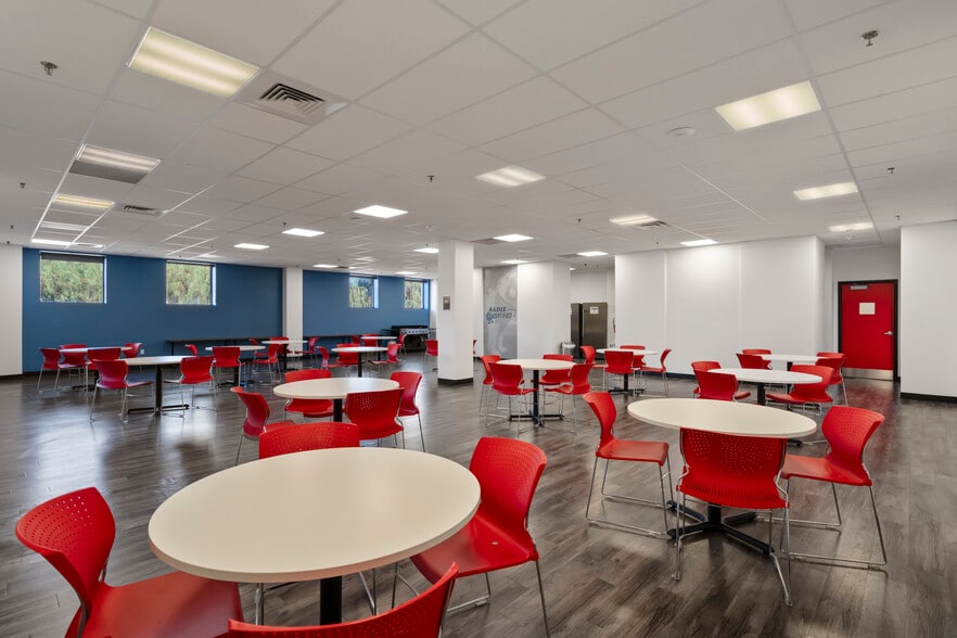 More Photos Of 4611 E Baseline Rd, Phoenix Light Distribution For Sale