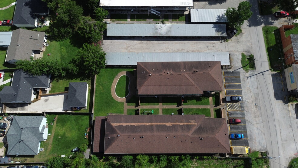 More Photos Of 3046 Golfcrest Blvd, Houston Apartments For Sale