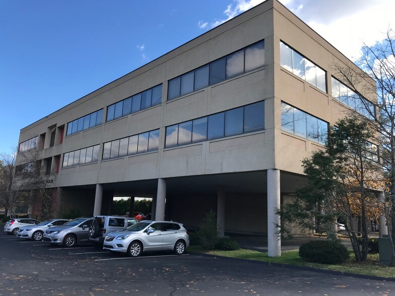 More Photos Of 108 Main St, Norwalk Medical For Lease