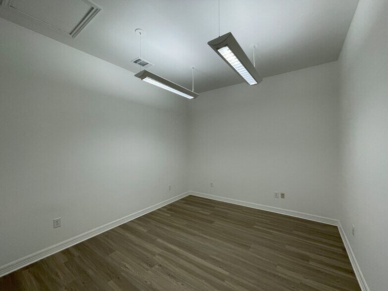 More Photos Of 109 Enterprise Pky, Boerne Loft Creative Space For Lease