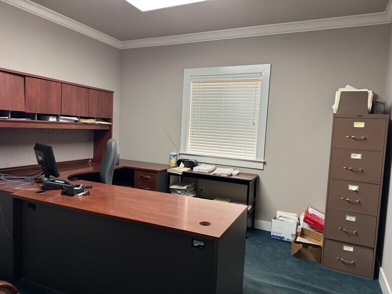 More Photos Of 5047 Highway 1, Napoleonville Office For Sale
