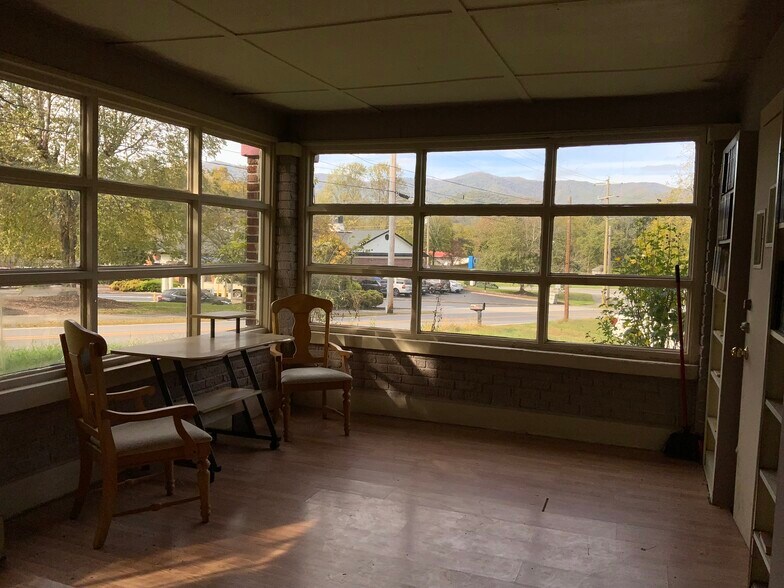 More Photos Of 61 Fairview Rd, Andrews Multifamily For Sale