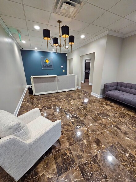 More Photos Of 751 Cool Springs Blvd, Franklin Office For Lease