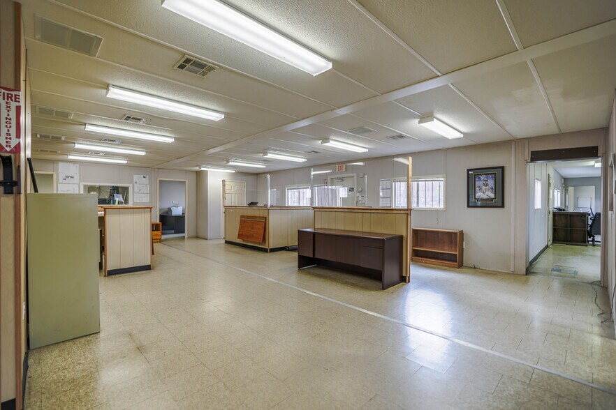 More Photos Of 2021 Shannon Pl SE, Washington Land For Lease