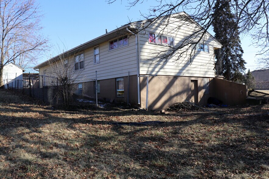 More Photos Of 12816 E 47th St S, Independence General Retail For Sale