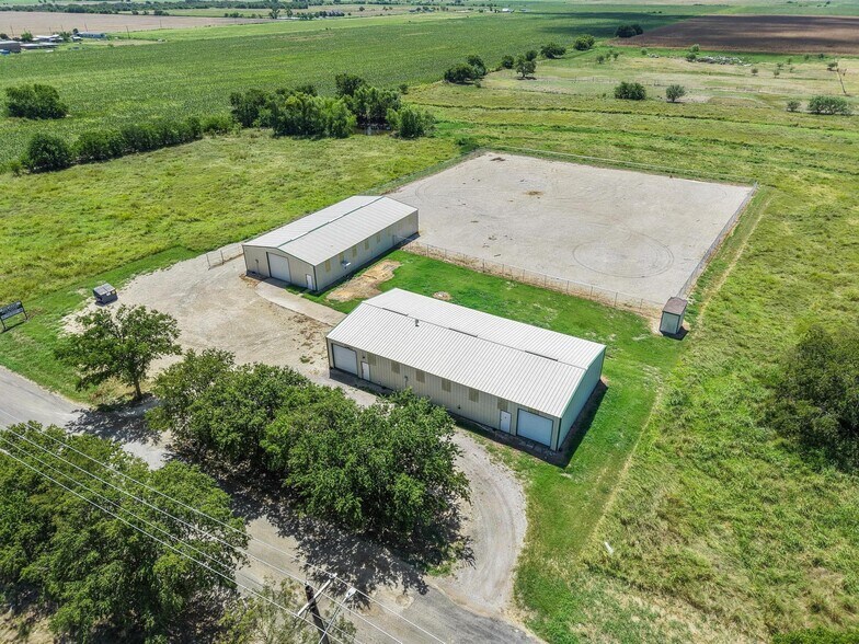 More Photos Of 11416 Hames, Pilot Point Industrial For Lease