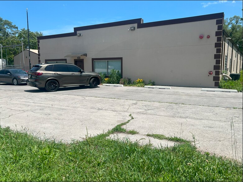 More Photos Of 13747 S Western Ave, Blue Island Warehouse For Sale