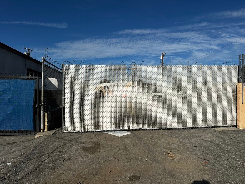 More Photos Of 5141 Calmview Ave, Baldwin Park Service For Lease