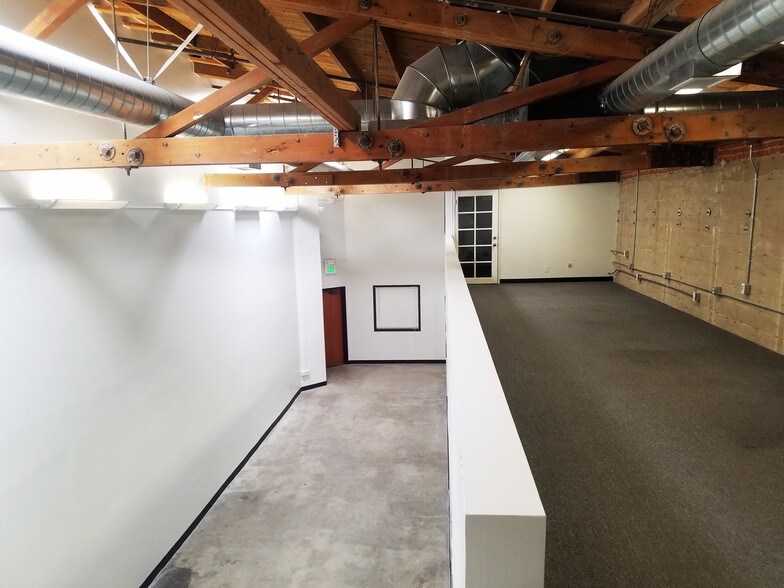 More Photos Of 300 S Raymond Ave, Pasadena Loft Creative Space For Lease