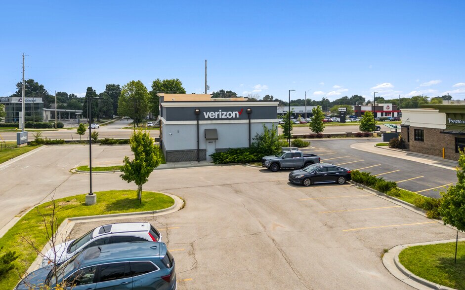 More Photos Of 4651 Bauer Farm Dr, Lawrence Storefront For Sale