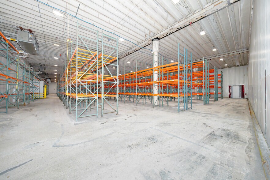 More Photos Of 18770 NE 6th Ave, Miami Refrigeration Cold Storage For Lease