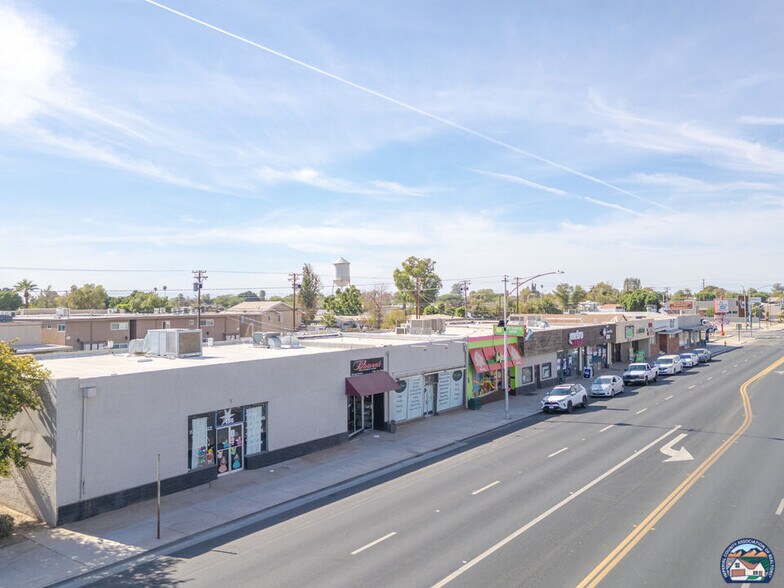 More Photos Of 144 Main St, Brawley General Retail For Sale