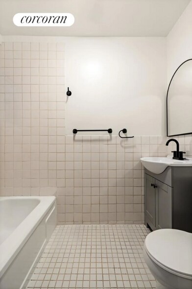 More Photos Of 692 Washington Ave, Brooklyn Storefront Retail Residential For Sale