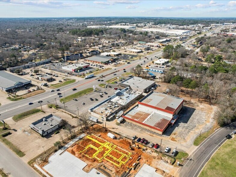 More Photos Of 713 W Southwest Loop 323, Tyler Freestanding For Sale